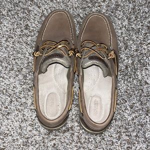 Brown / sparkly Sperry shoes